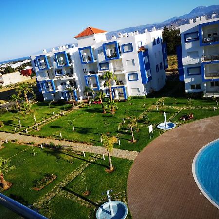Kariat Cabo - Appartement Charmant, Climatise Avec Vue Piscine Cabo Negro Dış mekan fotoğraf