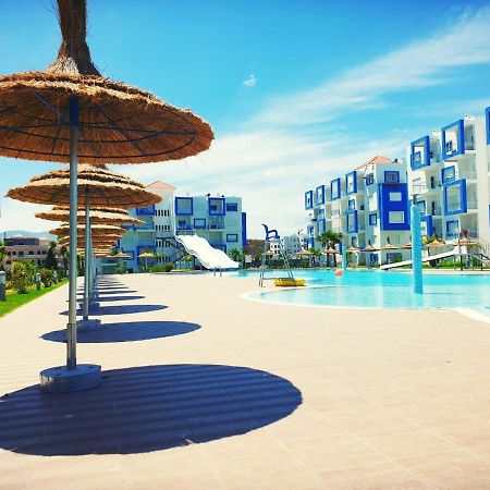 Kariat Cabo - Appartement Charmant, Climatise Avec Vue Piscine Cabo Negro Dış mekan fotoğraf