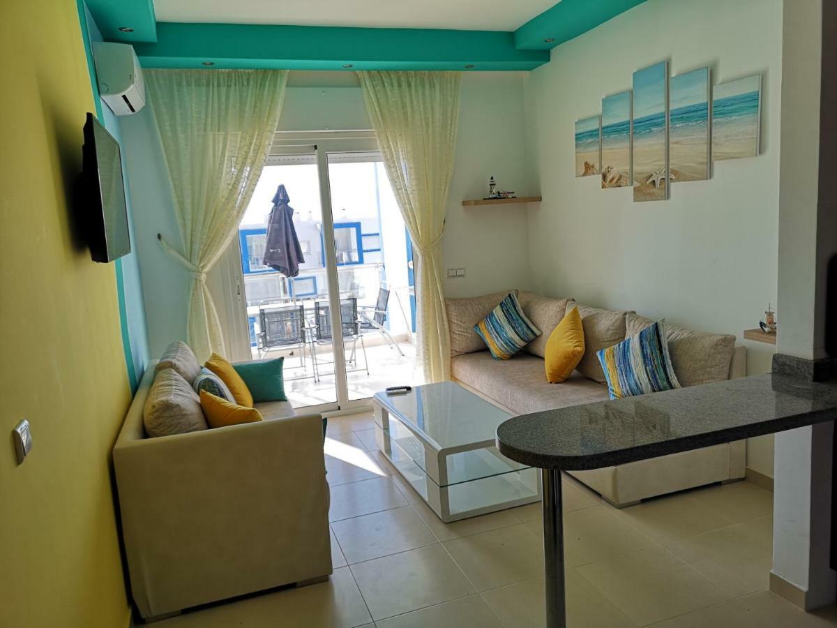 Kariat Cabo - Appartement Charmant, Climatise Avec Vue Piscine Cabo Negro Dış mekan fotoğraf