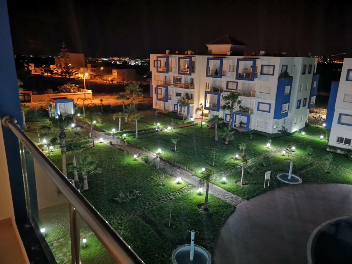 Kariat Cabo - Appartement Charmant, Climatise Avec Vue Piscine Cabo Negro Dış mekan fotoğraf