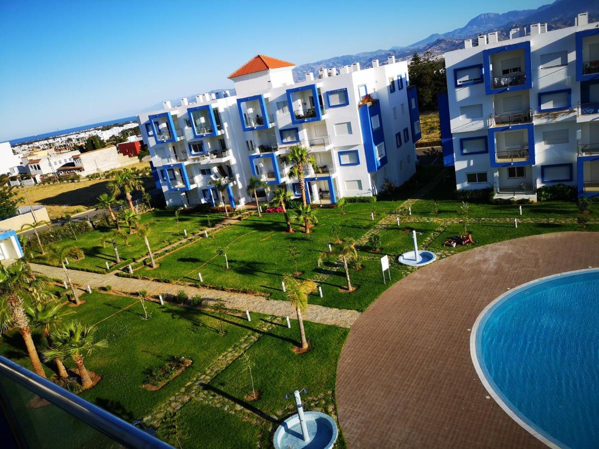 Kariat Cabo - Appartement Charmant, Climatise Avec Vue Piscine Cabo Negro Dış mekan fotoğraf