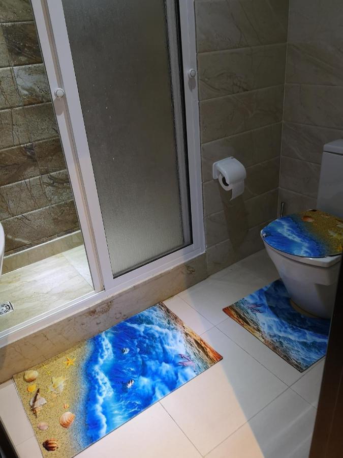 Kariat Cabo - Appartement Charmant, Climatise Avec Vue Piscine Cabo Negro Dış mekan fotoğraf
